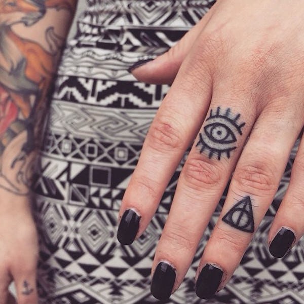 Cool Finger Tattoos