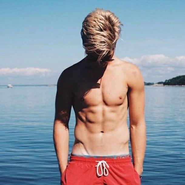 20 Hot Male Lifeguards That Will Keep You Drooling All Summer Long 3033