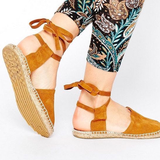 cute sandals that hide bunions