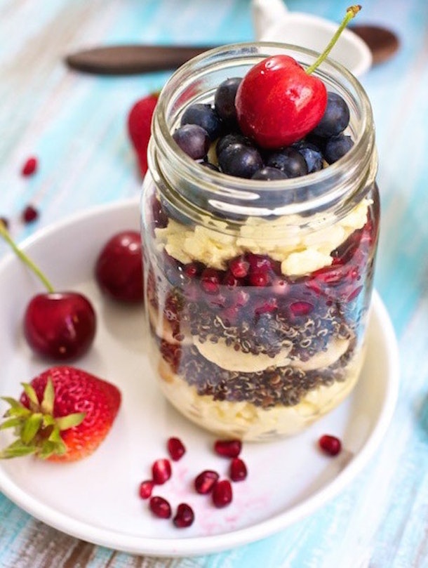 27 Healthy Mason Jar Breakfasts You Can Eat On The Go (Photos)