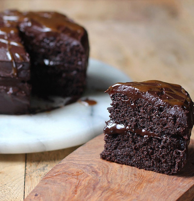 20 Healthy Chocolate Cakes Still Guaranteed To Satisfy Your Sweet Tooth