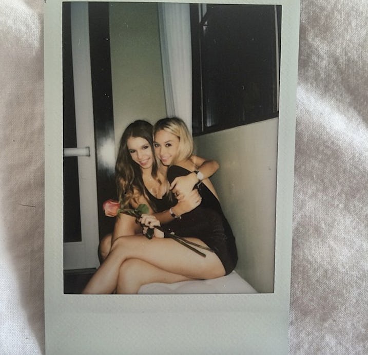 Corinne From 'The Bachelor' Has A Mini-Me Sister