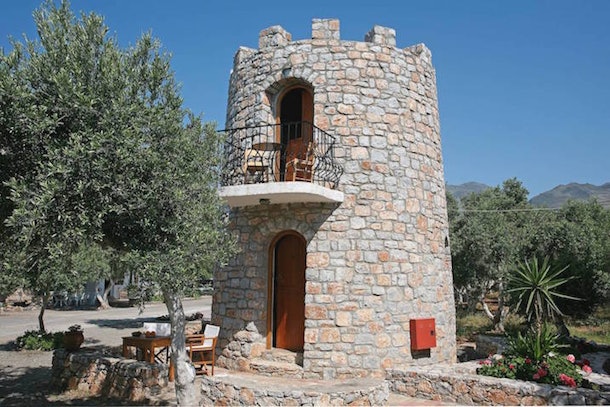 15 Of The Cheapest Airbnbs Around The World