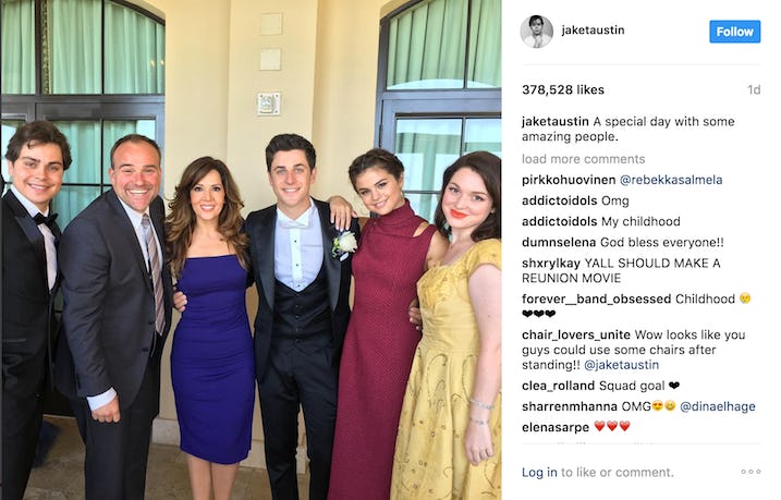Selena Gomez Reunites With 'Wizards Of Waverly Place' Cast
