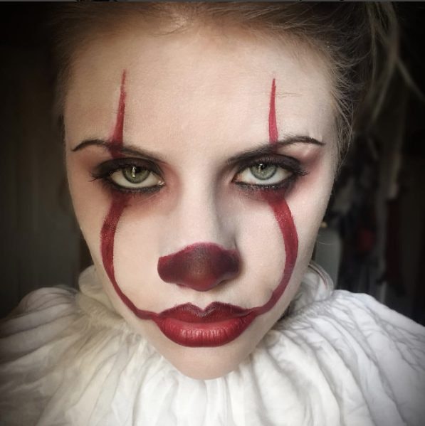 Clown Makeup Inspired By It Is All Over Instagram You Ll Be