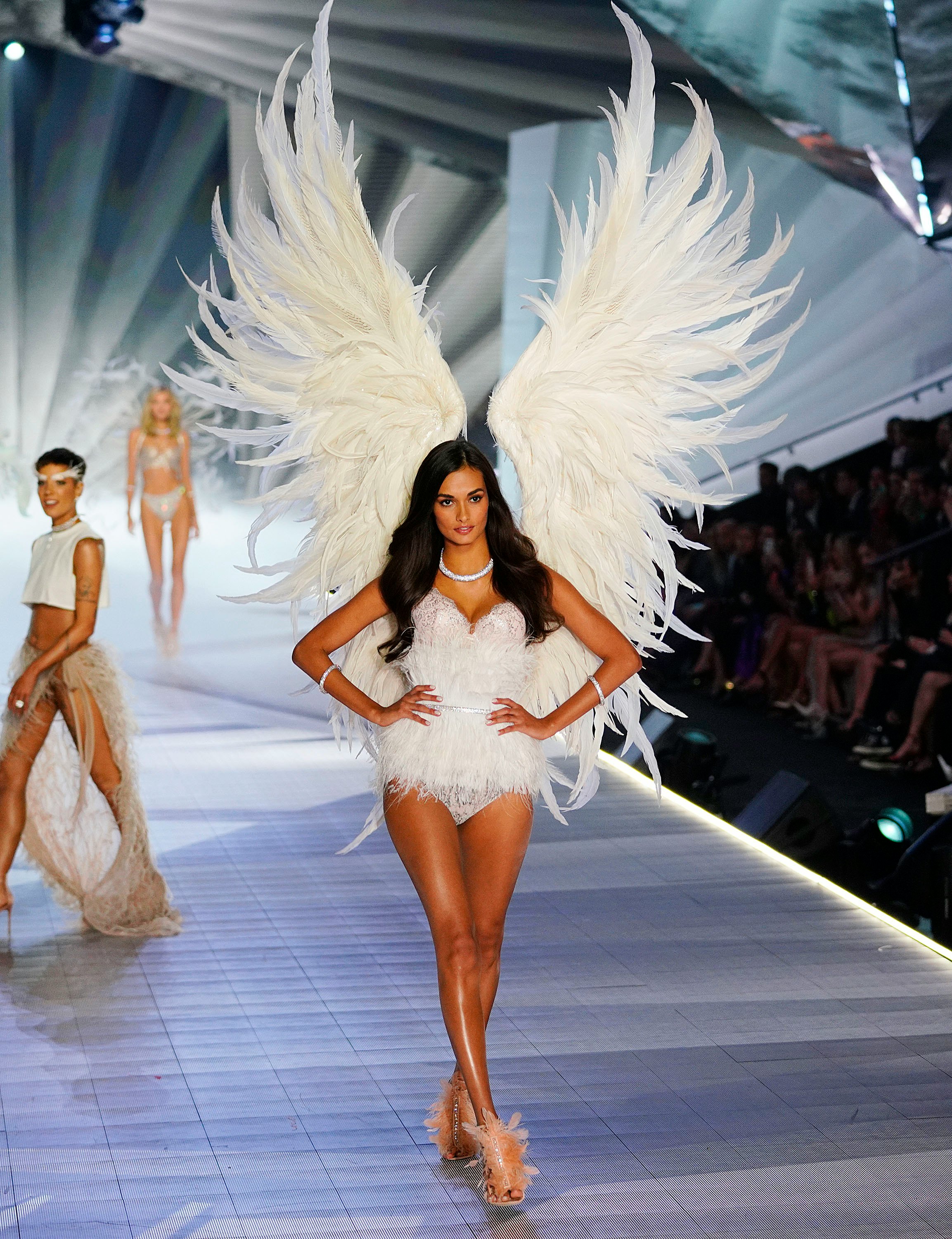 The 2019 Victorias Secret Fashion Show Is Canceled The Brand