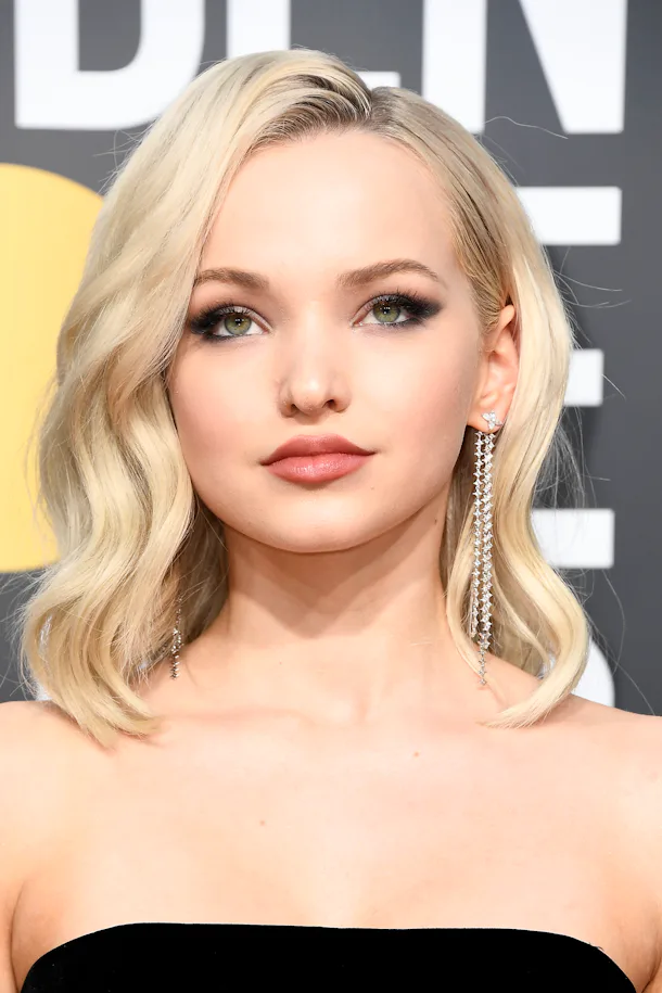 Dove Cameron s Light Purple Hair Is A Total Switch From Her Signature dove-cameron-s-light-purple-hair-is-a-total-switch-from-her-signature