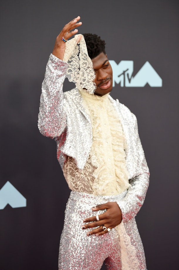 Lil Nas X's VMAs 2019 Outfit Has Glitter & Ruffles & Can't Nobody Tell ...