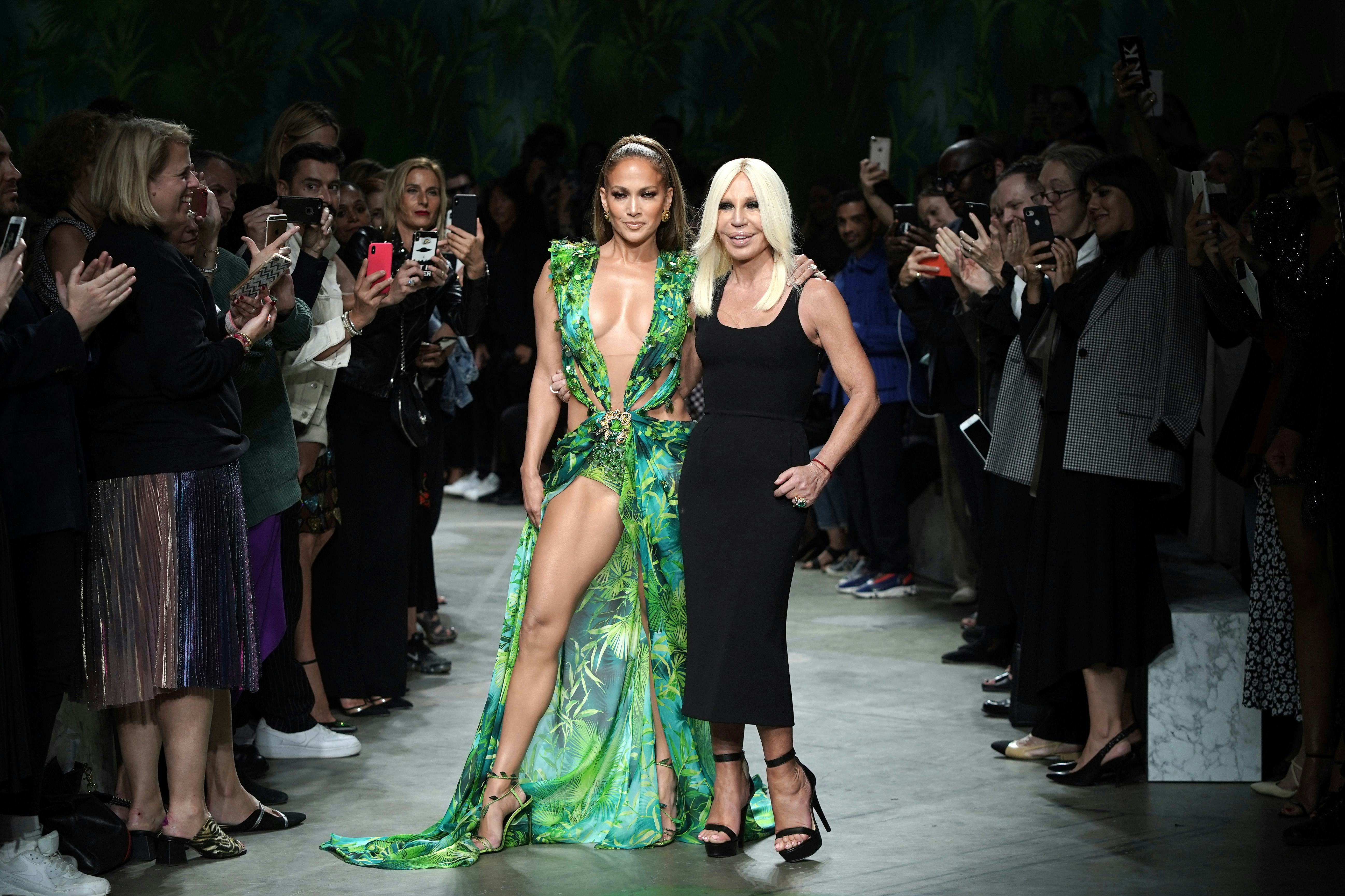 versace jlo 2000