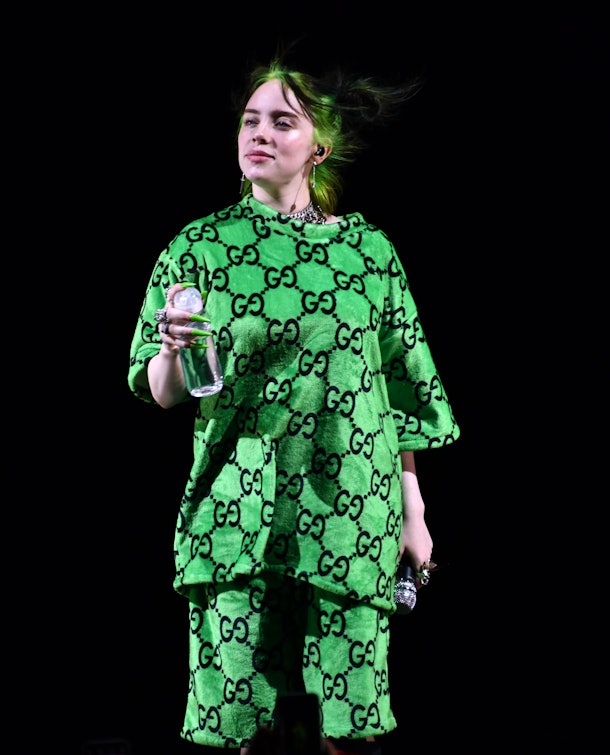 The Reason Billie Eilish Wears Baggy Clothes Is Actually Really Upsetting