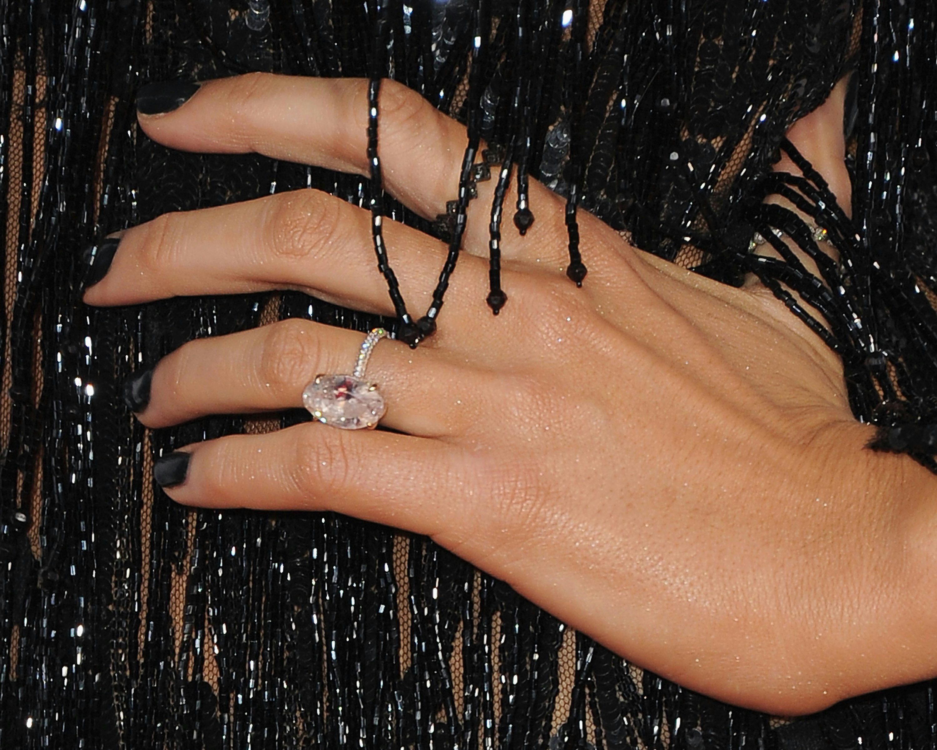 17 Unique Celebrity Engagement Rings That Are 1 Of A Kind