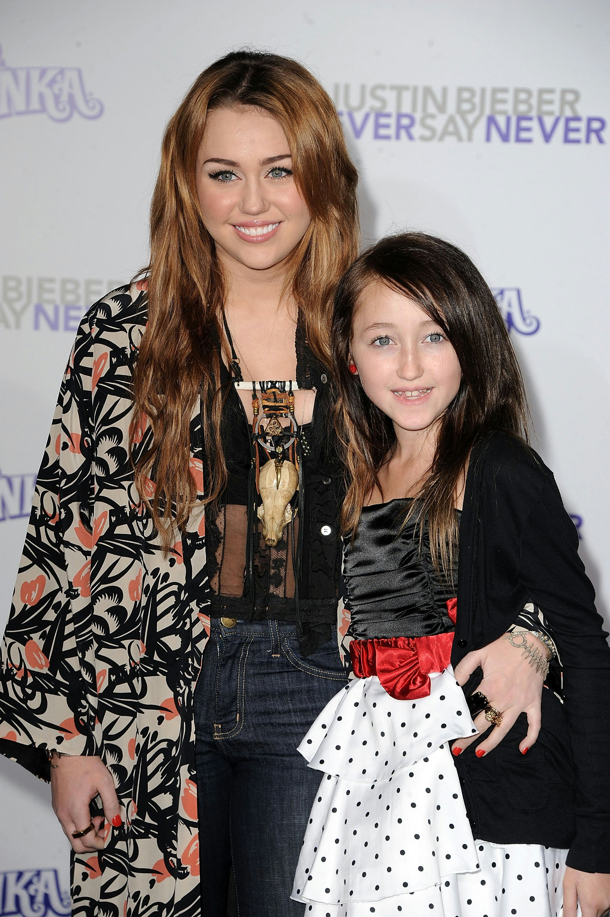 These Miley And Noah Cyrus Sister Moments Prove They Re Always On Each Other S Team Big World Tale