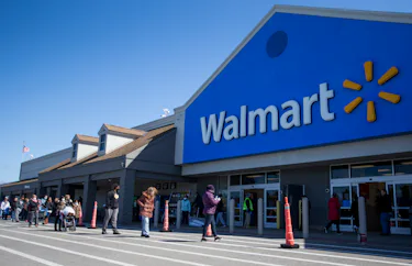 Walmart Will Close Its Stores On Thanksgiving 2020 In ...