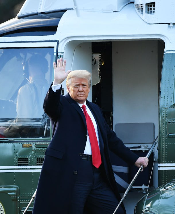 These Photos Of Donald Trump Leaving The White House Mark A Break In ...