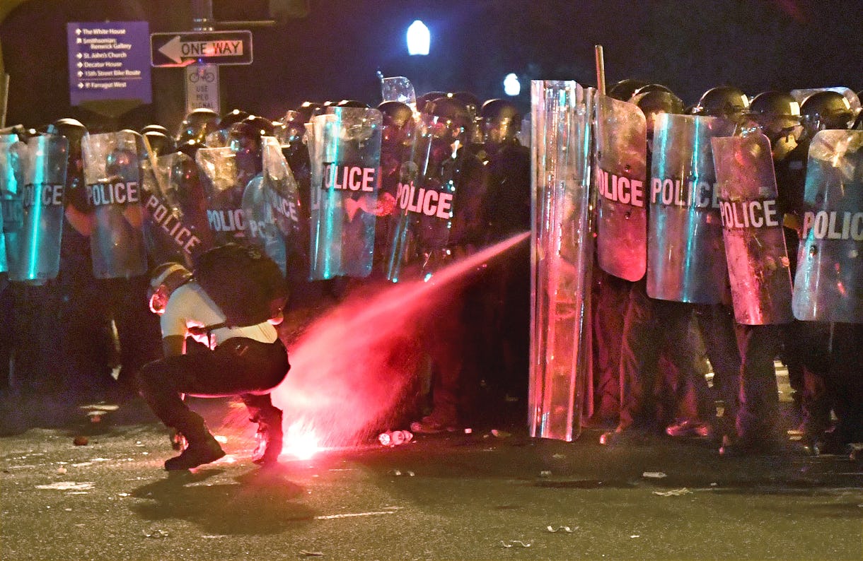 The Difference Between The Capitol Riot & The BLM Protests Shouldn't ...