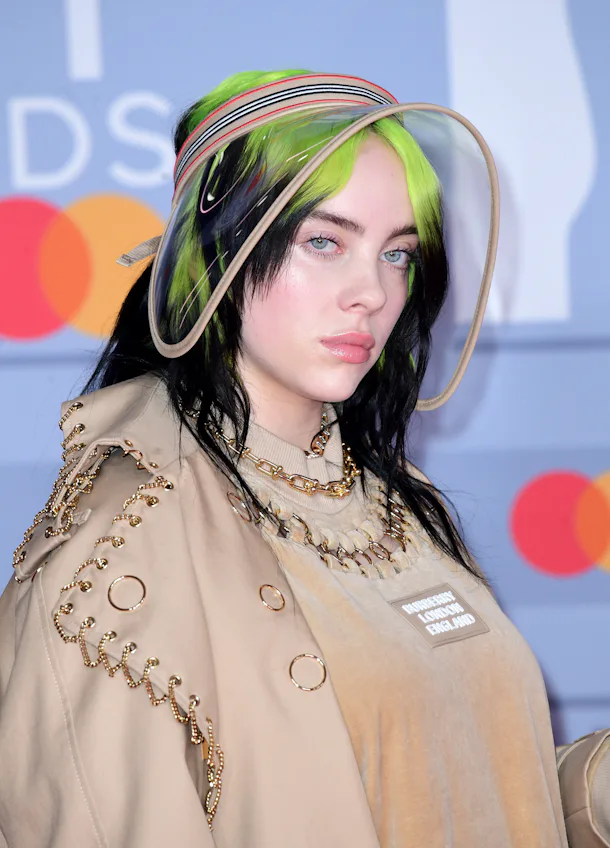 Justin Bieber's text to Billie Eilish in 'The World's A Little Blurry' is so sweet.