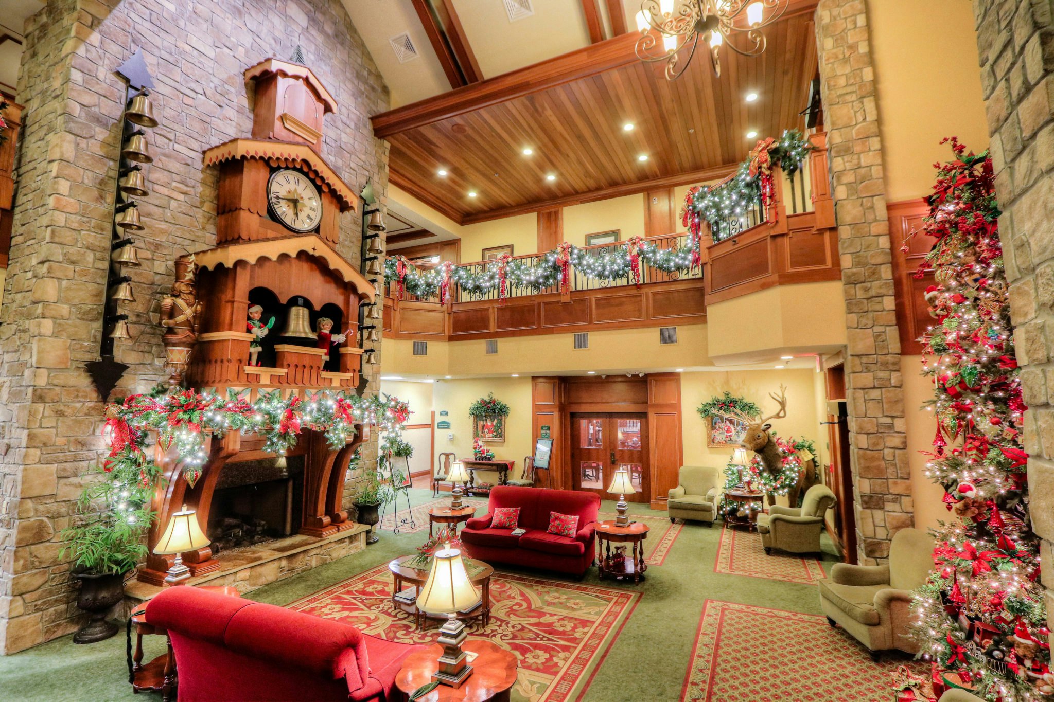 These 6 Christmas-Themed Hotels Are Seriously Perfect To Spend The Holidays In