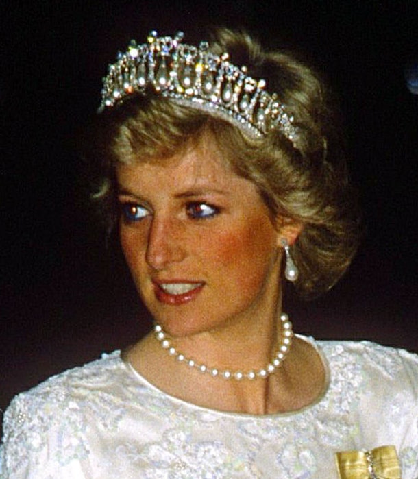 Kate Middleton Wearing Princess Diana's Lover's Knot Tiara Wasn't Her ...