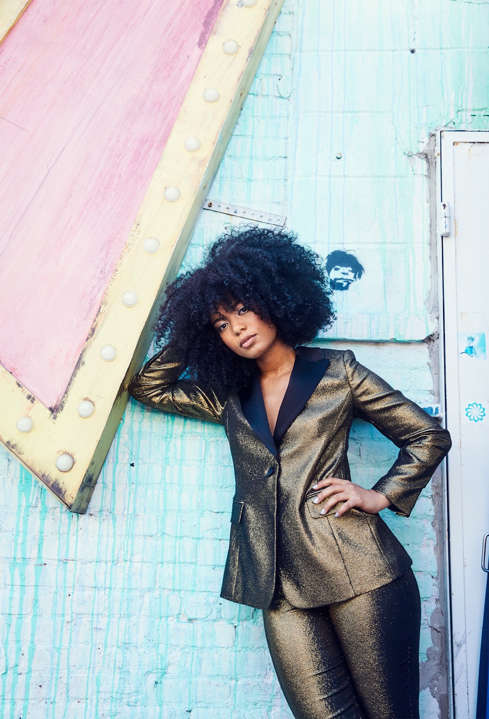 Jaz Sinclair Doesn T Need To Predict The Future Because