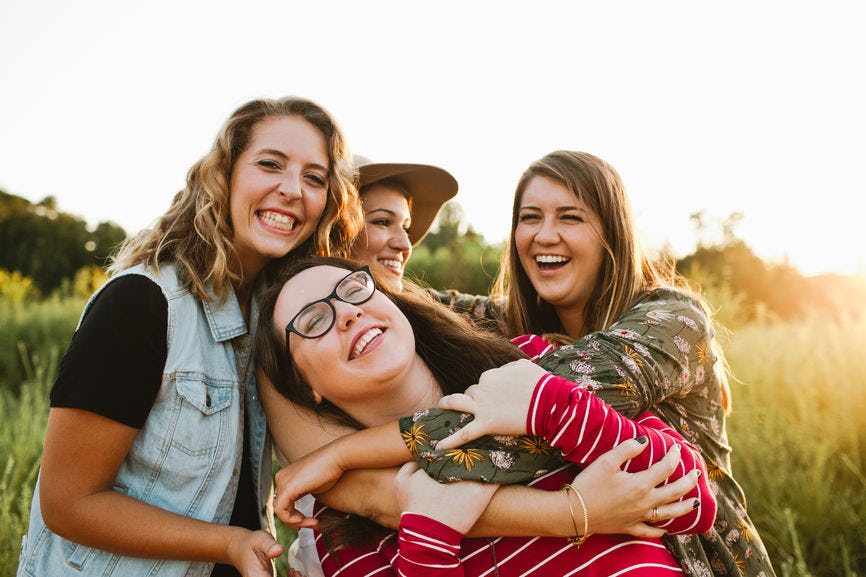 94 Funny Group Chat Names For Roommates Who Just Wanna Taco 'Bout It