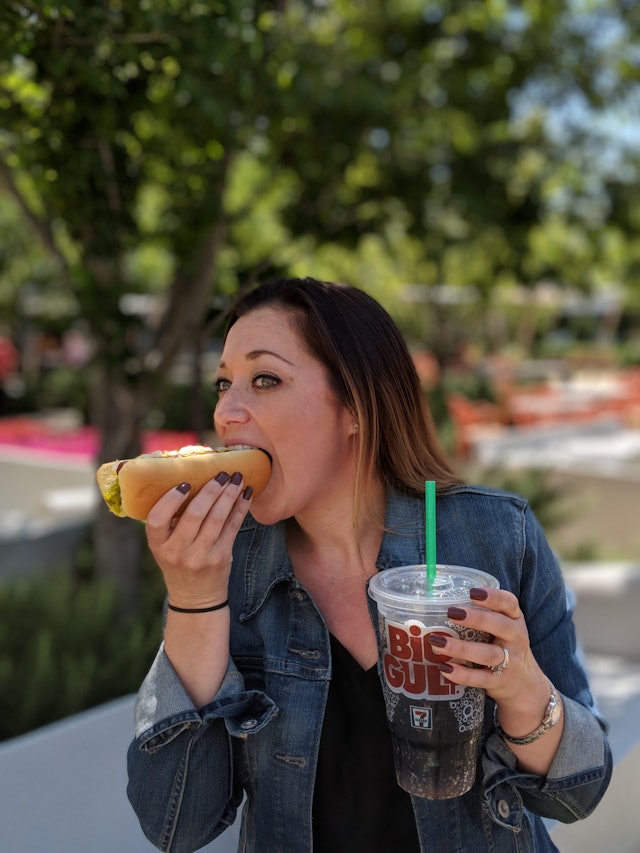 How To Get 1 Hot Dogs At 7 Eleven On National Hot Dog Day