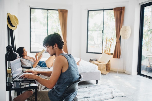 dating how long before moving in together dating how long before moving in together