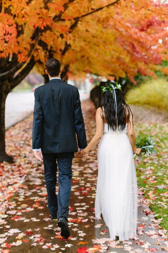 20 Fall Wedding Captions Because The Love Is Simply Unbeleafable