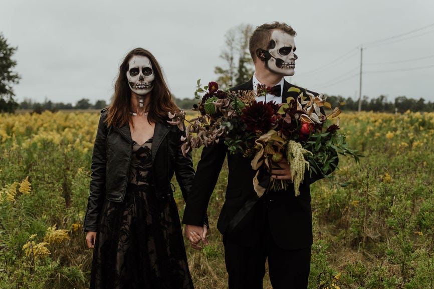 How Much Does It Cost To Get Married On Halloween? It ...