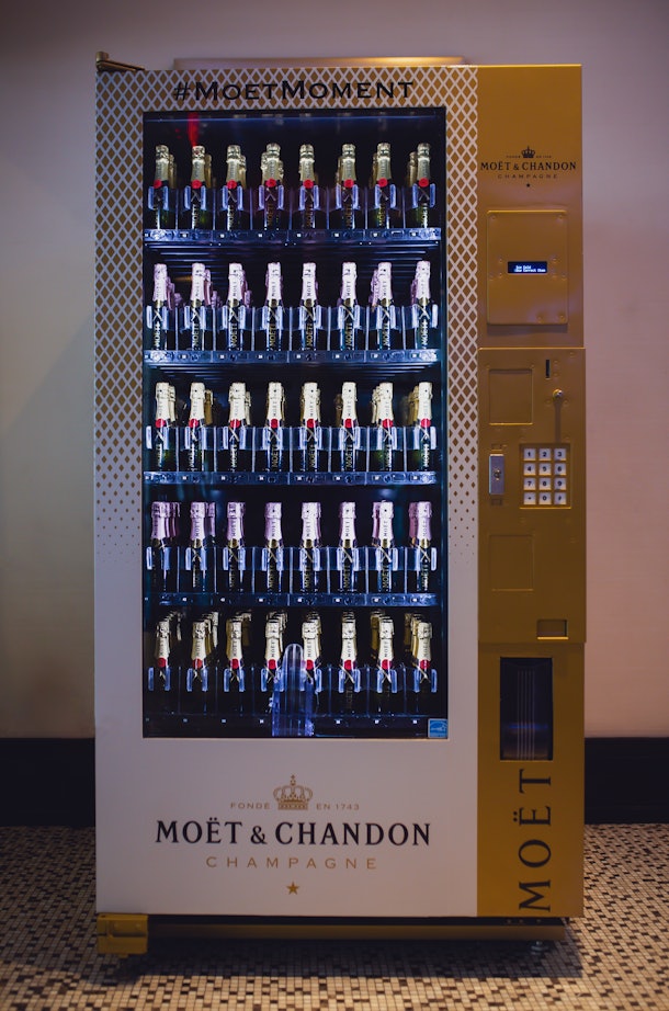 This Moët Champagne Vending Machine In NYC Will Make Your Trip So Luxe