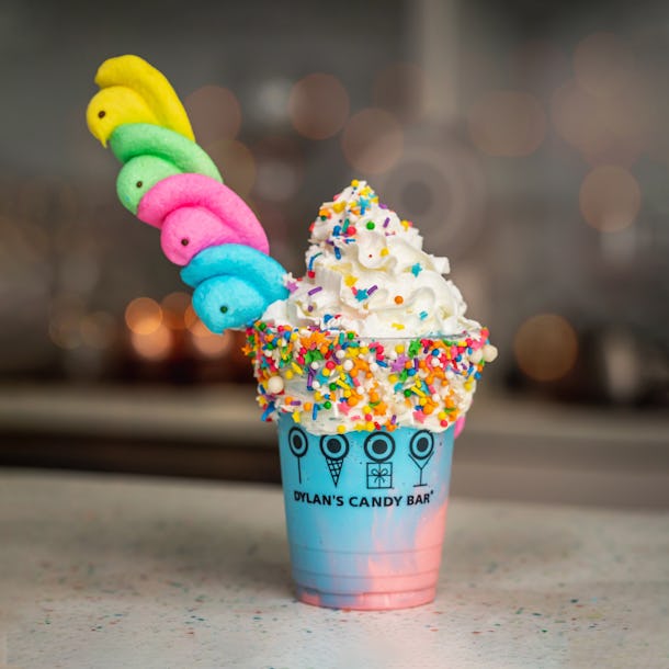 This Chillin With My Peeps Shake At Dylan S Candy Bar Will Make Your Easter So Sweet This Chillin With My Peeps Shake At Dylan S Candy Bar Will Make Your Easter So Sweet