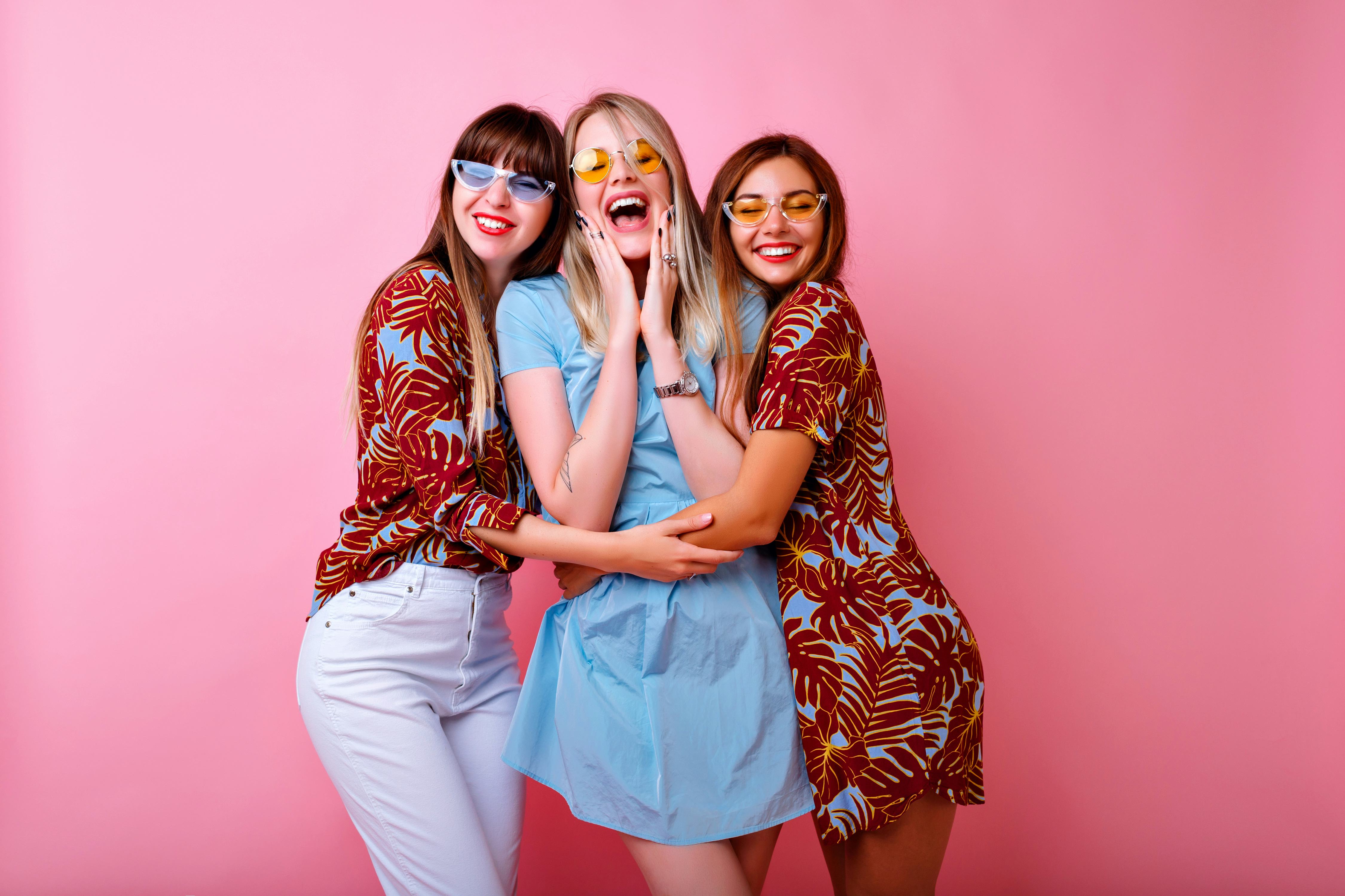 Three Sexy Blondes Are Having Fun With One Cock