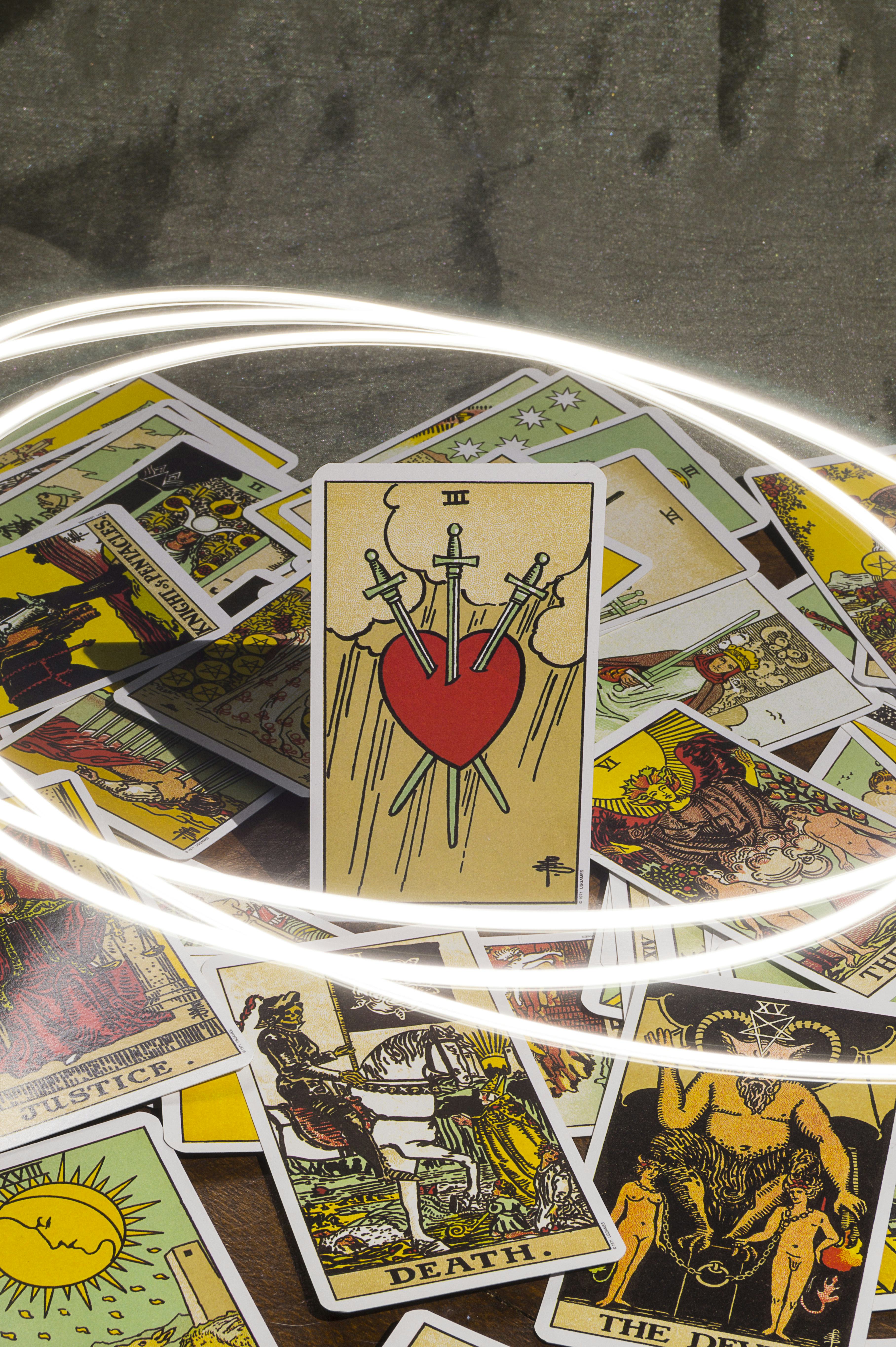6 Tarot Cards That Mean Bad Things For Your Relationship, According To