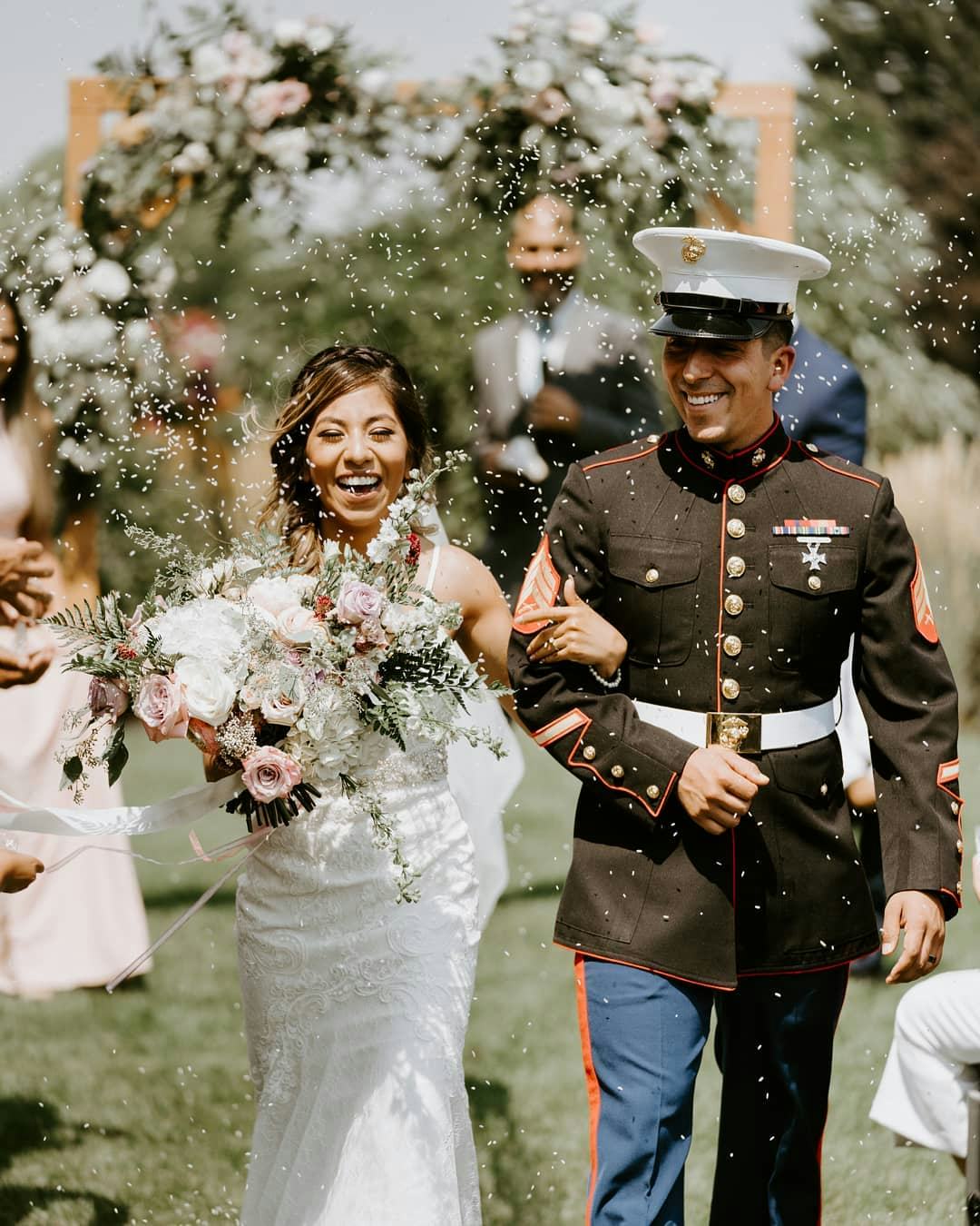 17 Photos Of Military Weddings That Capture How Beautiful