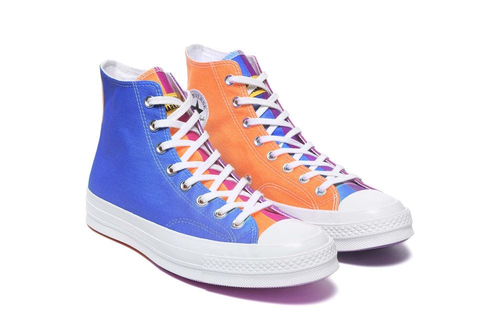 converse with colored soles