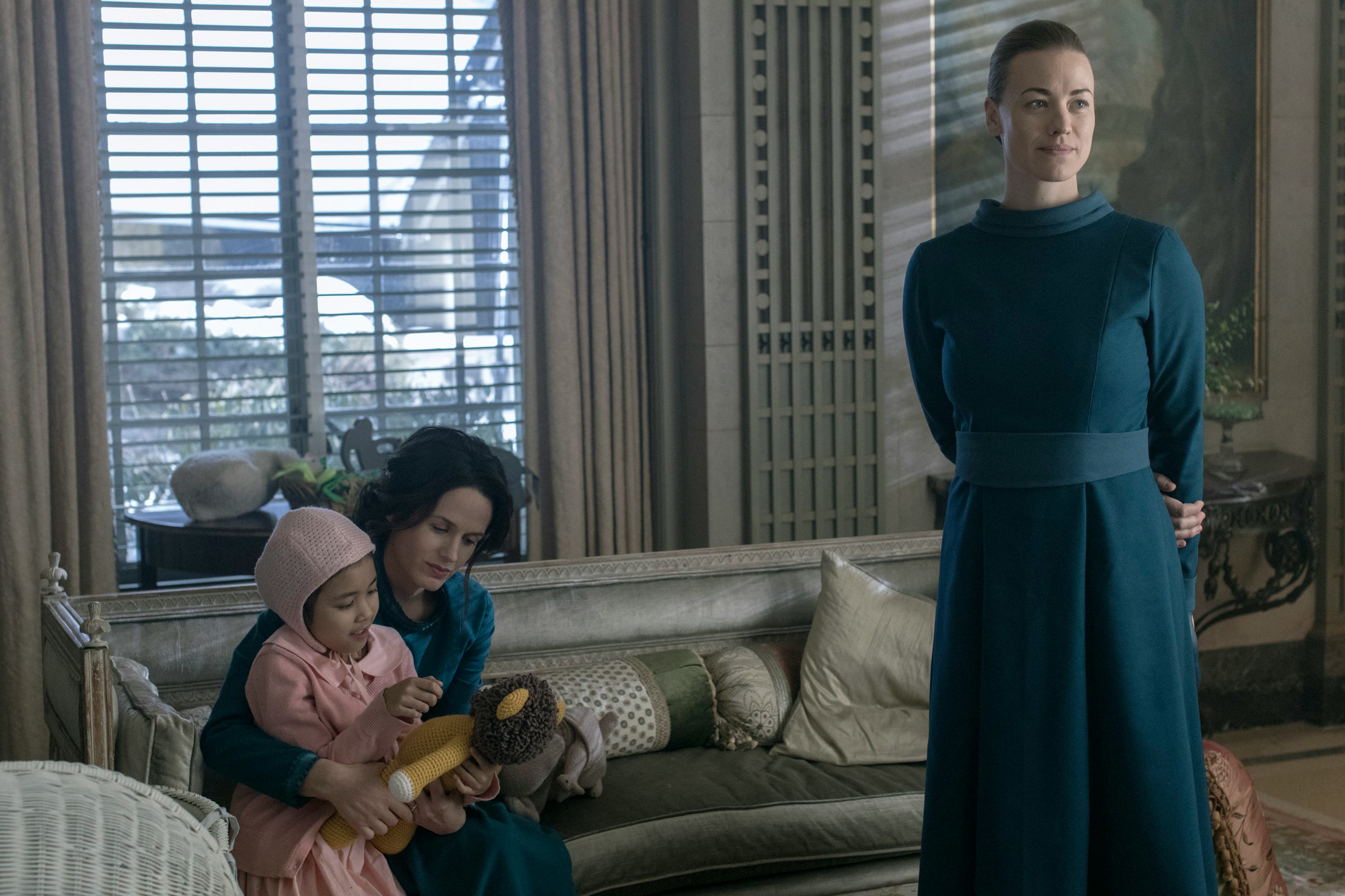 Handmaid's Tale Season 5 Does Janine Die Handmaid's Tale Season 5 Does Janine Die