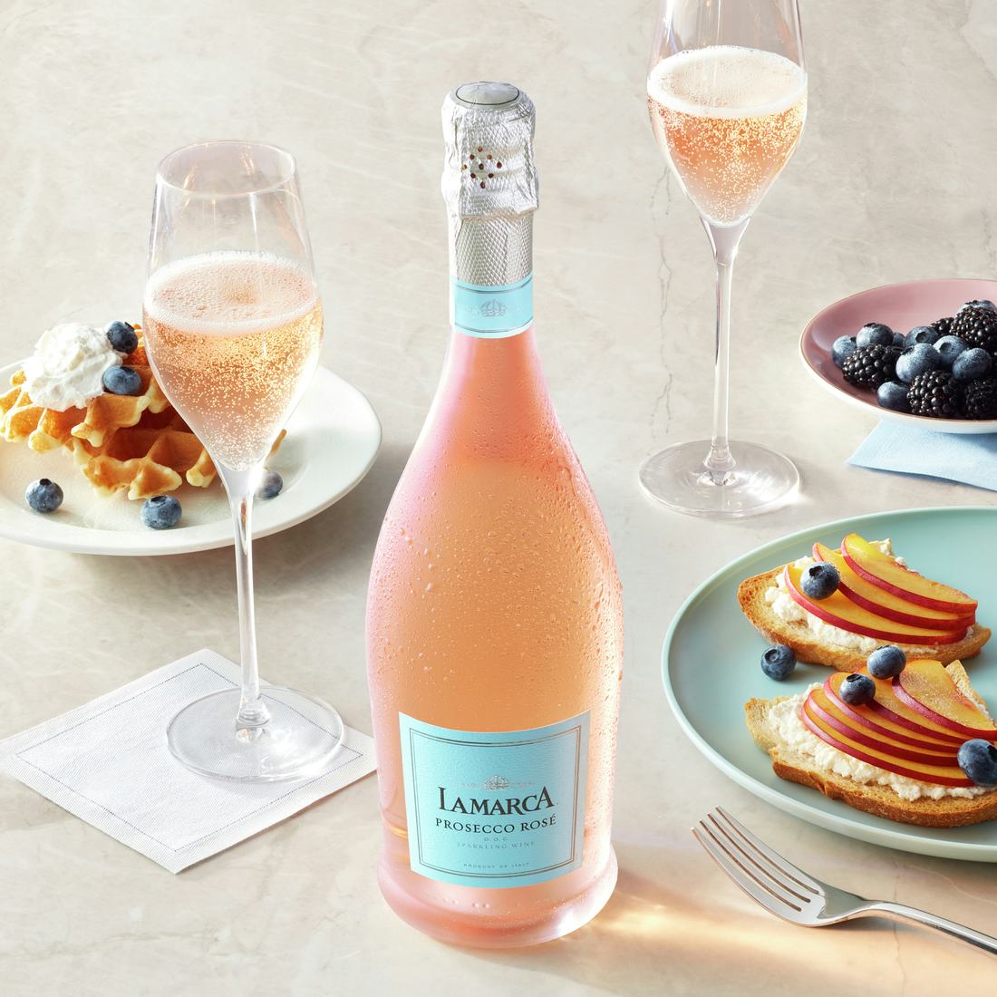 What Is Prosecco Rosé? This New Official Wine Blend Is A Combo Of 2