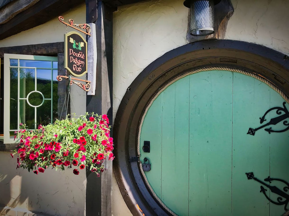 These 'Hobbit'Style Airbnbs Will Transport You To The Shire