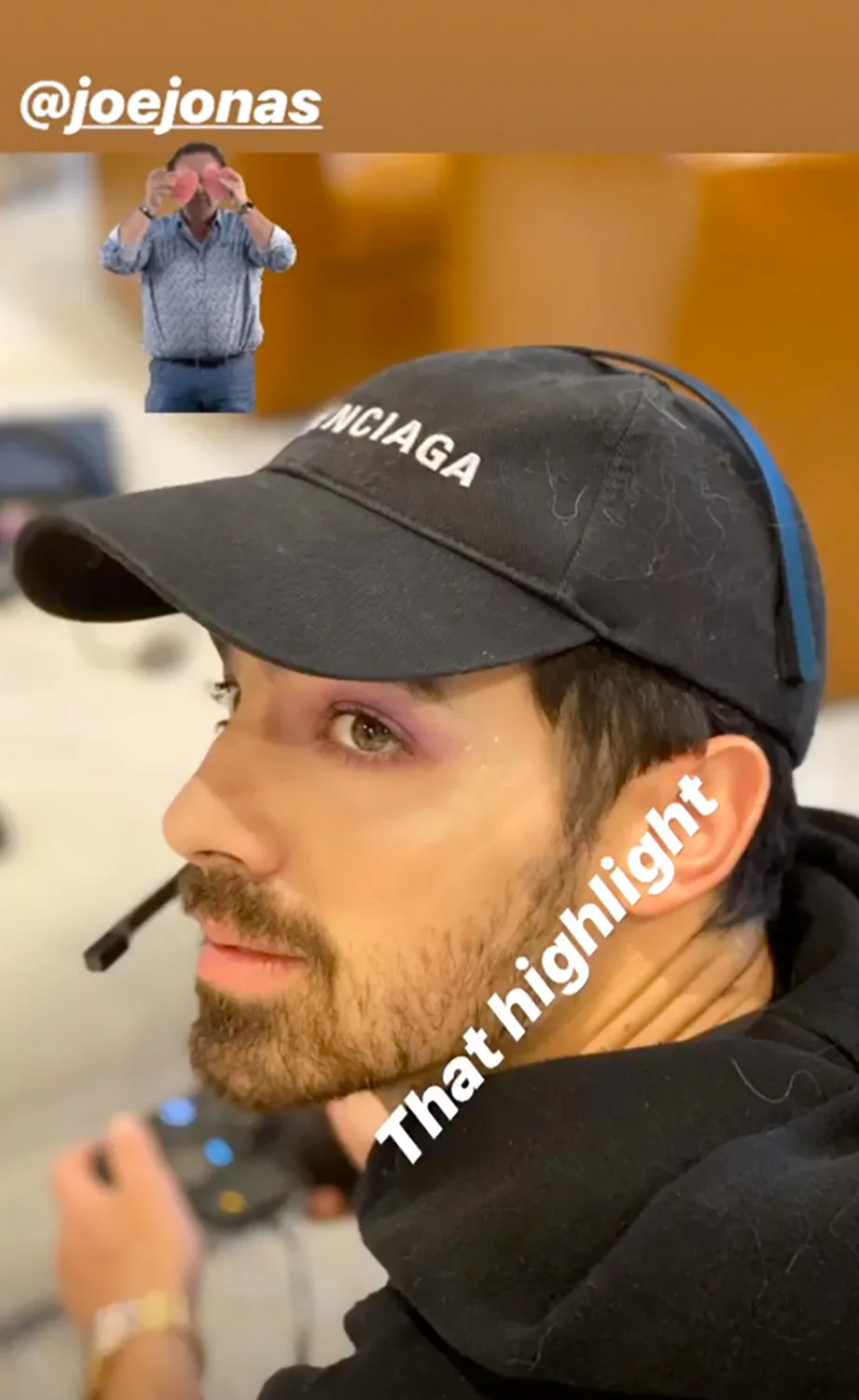 Sophie Turner did Joe Jonas' makeup and you have to see the photos.
