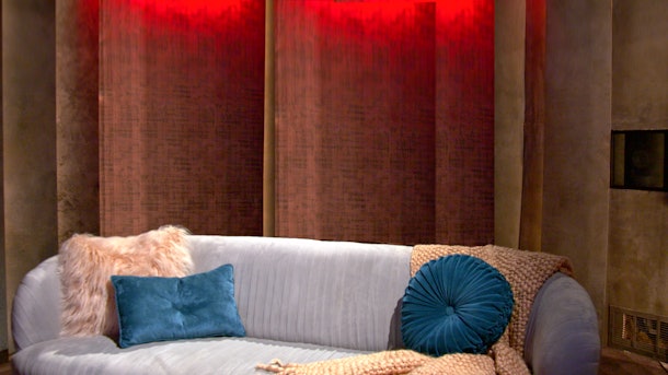 11 Zoom Backgrounds For First Dates That Will Make You
