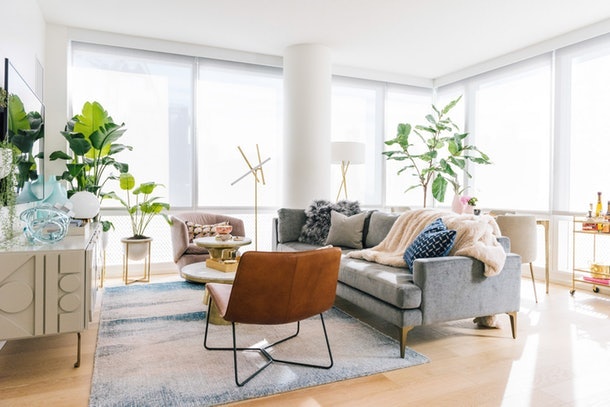 The 14 Best Zoom Home Backgrounds To Give Your Room A Virtual Makeover
