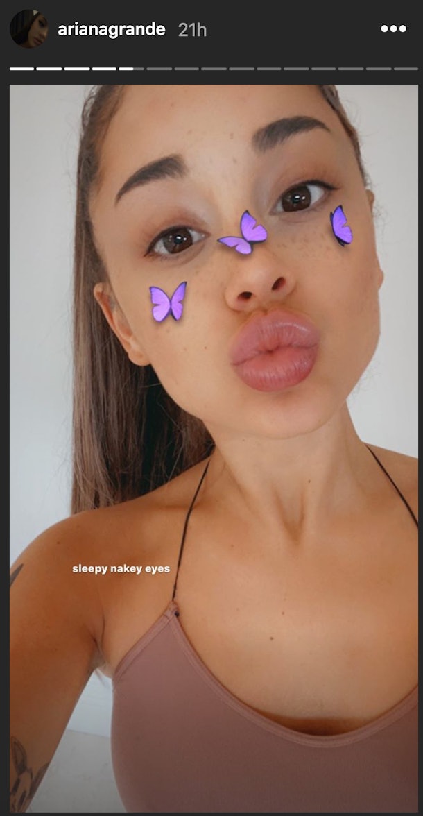 Ariana Grande S Makeup Free Selfie Is A Rare Look At Her Natural Freckles