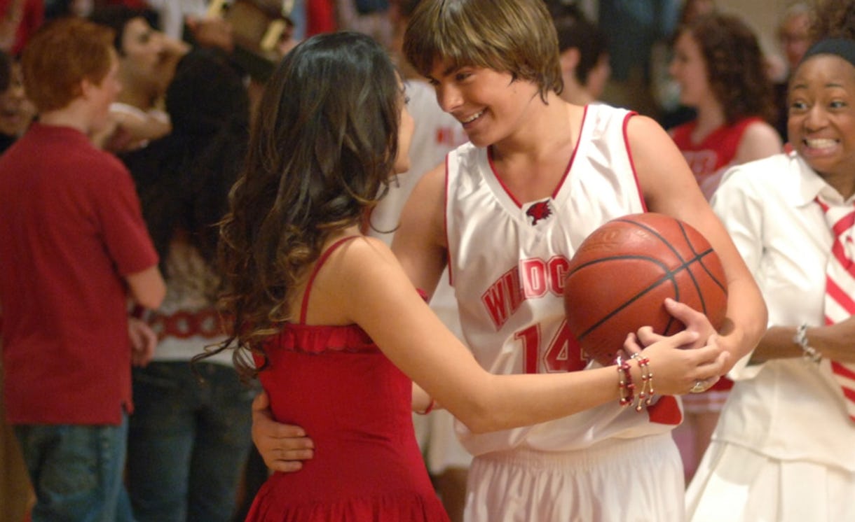 10 Throwback Disney Channel Halloween Costumes That'll Make You So