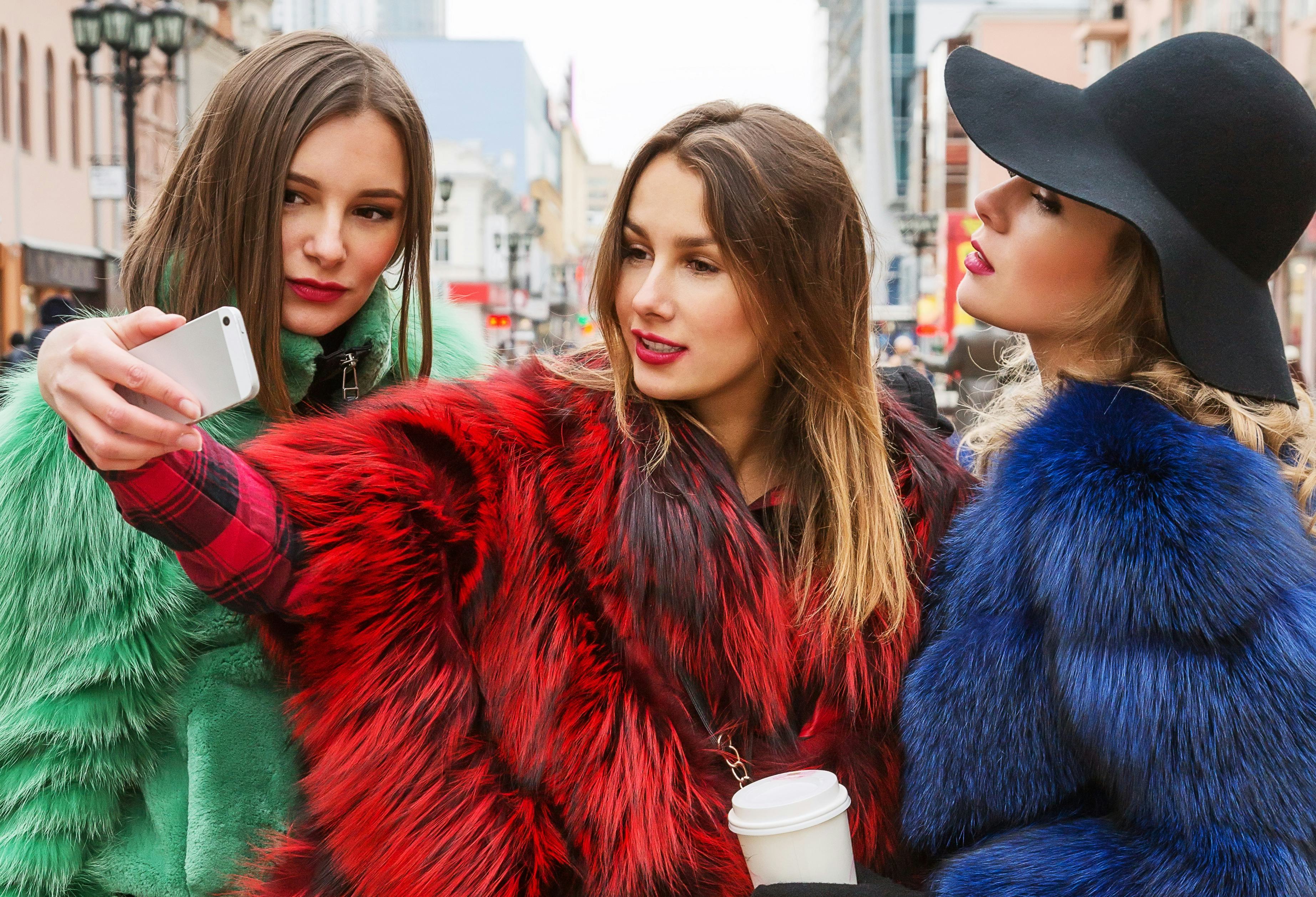 28 Instagram Captions For Fall Selfies, Because This Season Looks Beautiful On You LifeStyle