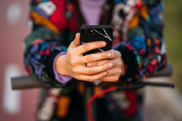 Some of the best opening lines to use on dating apps in 2020 involve open-ended questions.